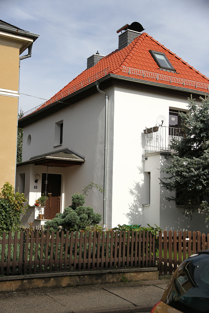 https://www.maler-frank.de/images/referenzen/Einfamilienhaus WDVS Daemmung mit Oberputz und Anstrich Bild 1.jpg